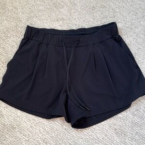 Lululemon lightweight drawstring short